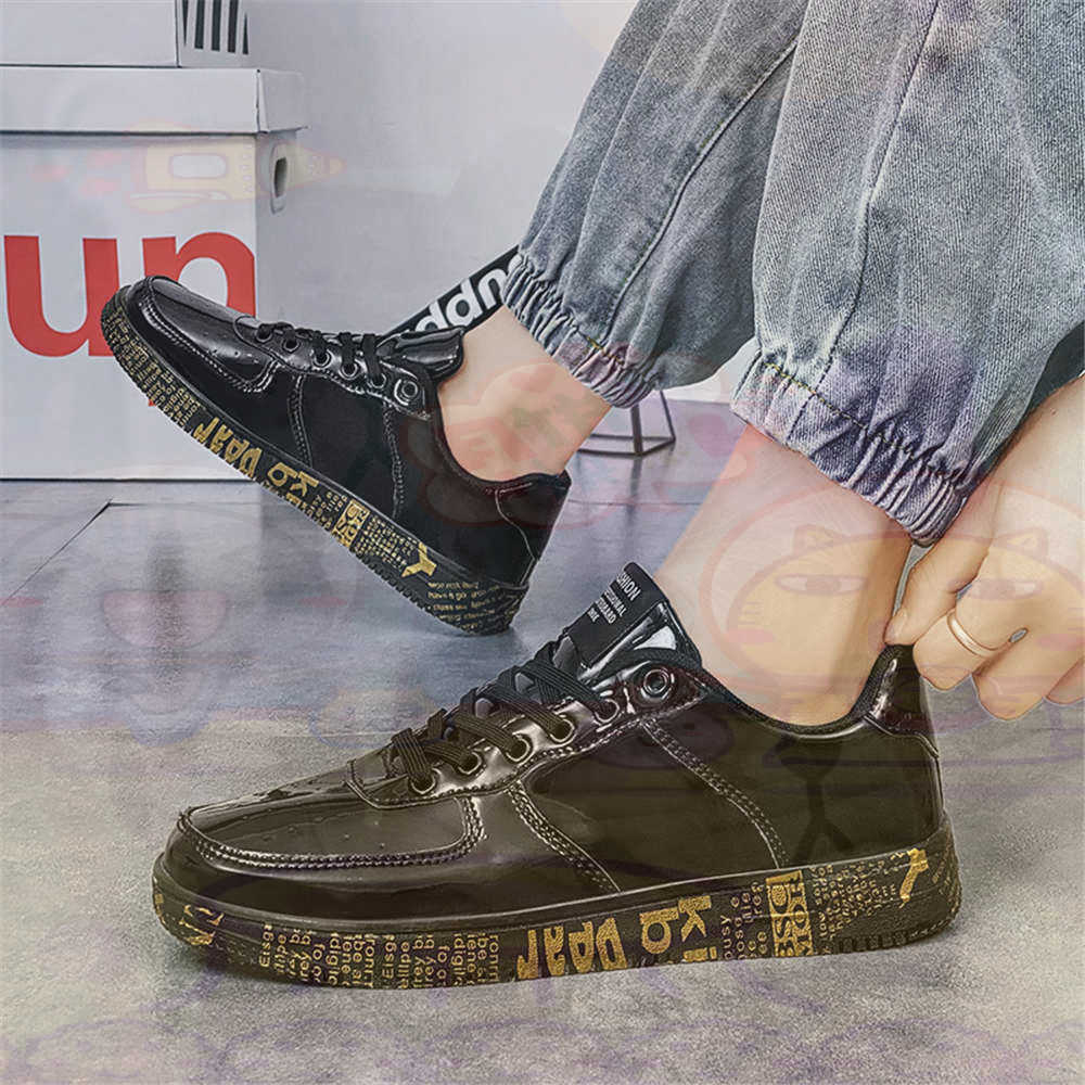 Round Foot Size 45 Sneakers Wh - Streetwear Brand Canada 评论和价格